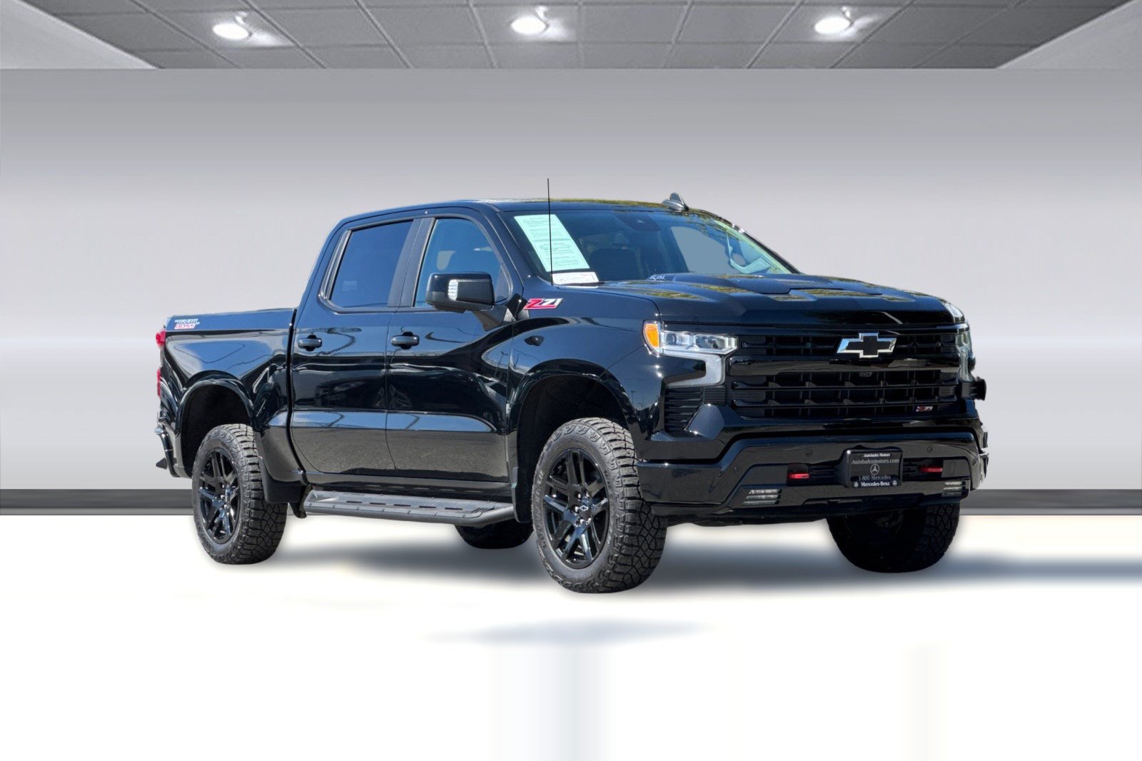 Used 2025 Chevrolet Silverado 1500 LT Trail Boss w/ LT Trail Boss Premium Package AWD/4WD image 7