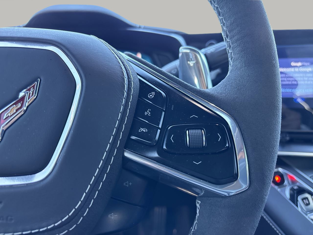 Used 2024 Chevrolet Corvette Stingray Premium Conv w/ Z51 Performance Package image 27