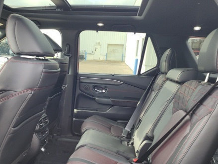 New 2026 Honda Pilot Black Edition image 20