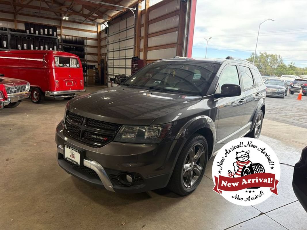 Used 2017 Dodge Journey Crossroad w/ Popular Equipment Group