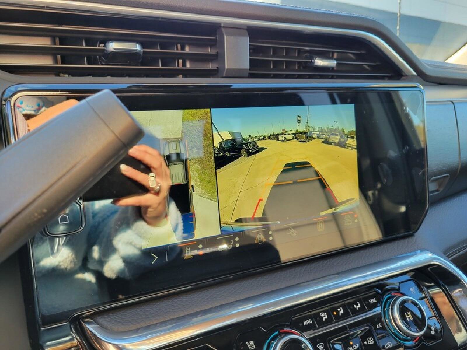 New 2026 GMC Sierra 3500 Denali w/ Denali Reserve Package image 23