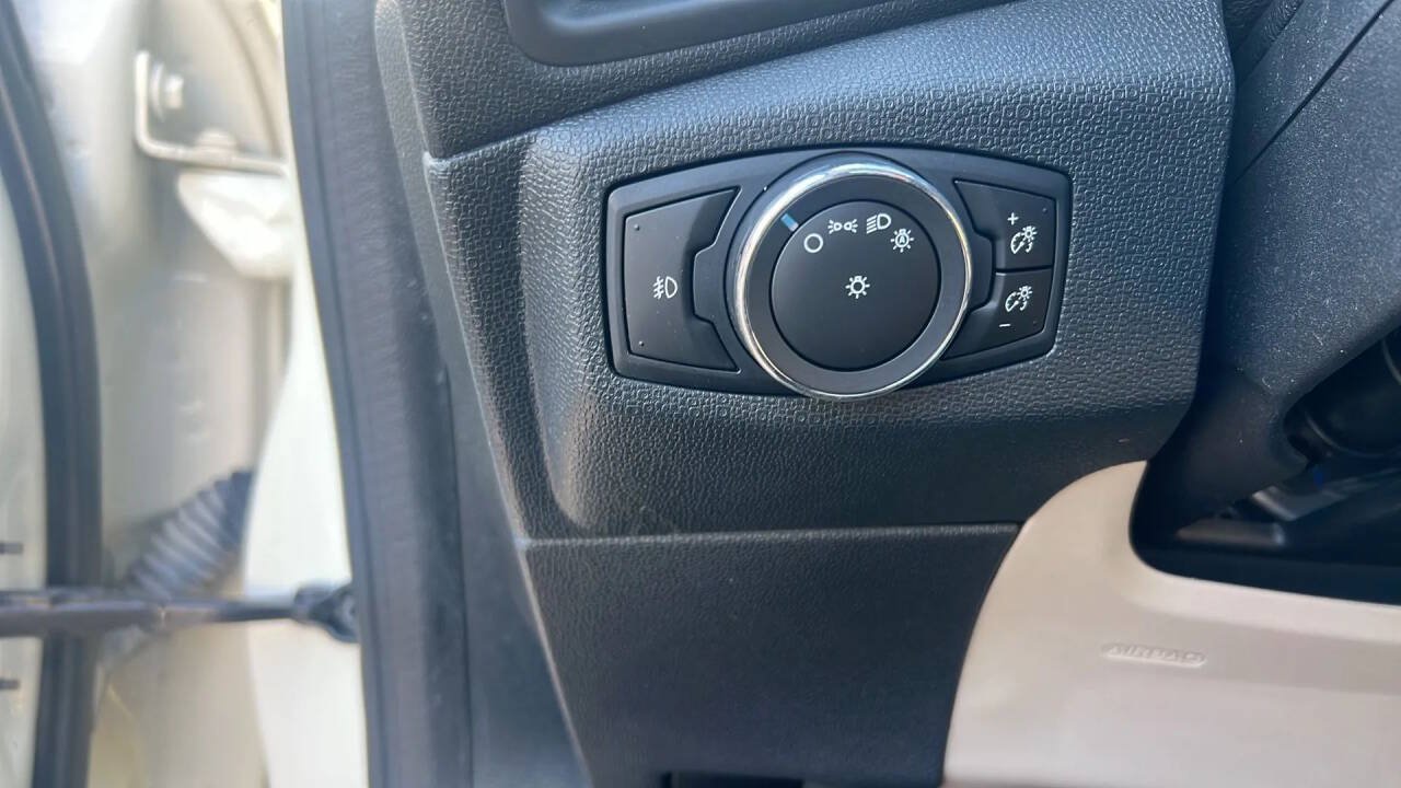 Used 2020 Ford EcoSport Titanium AWD/4WD image 16