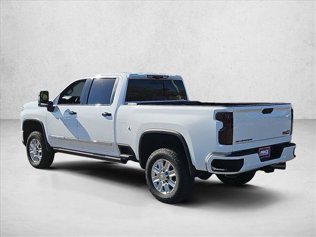 Used 2024 Chevrolet Silverado 2500 High Country w/ High Country Premium Package AWD/4WD image 7