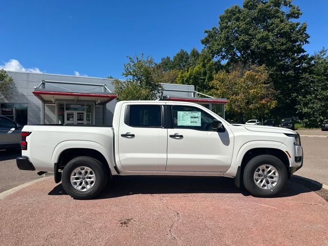 New 2025 Nissan Frontier S