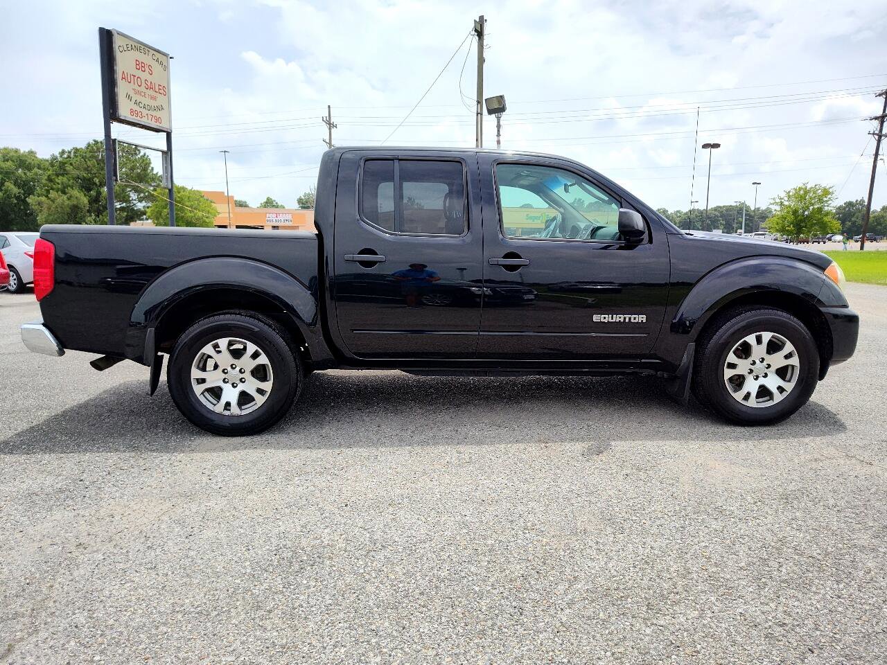 Used 2010 Suzuki Equator Sport image 8