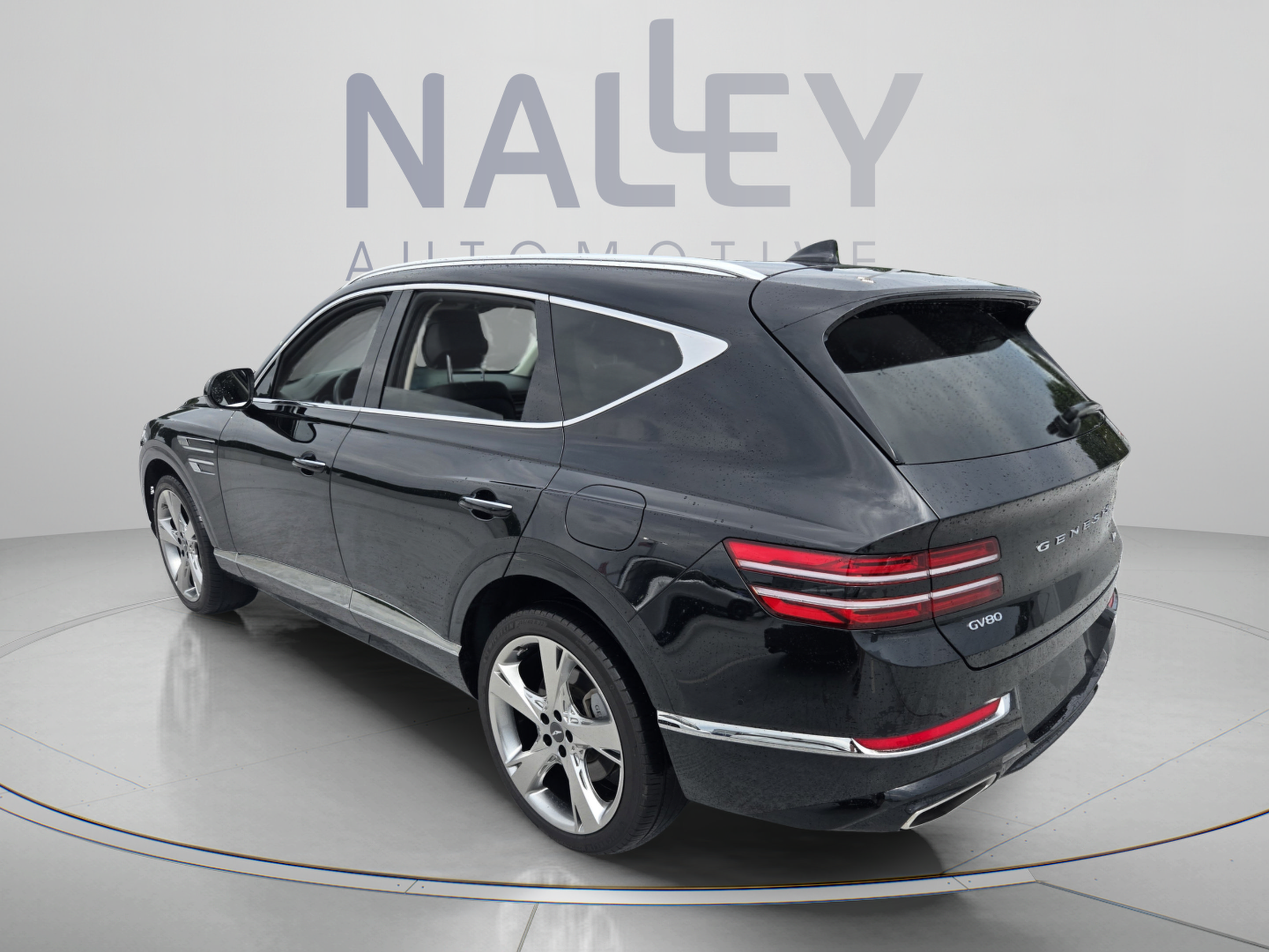 Used 2023 Genesis GV80 2.5T w/ Prestige Package AWD/4WD image 3