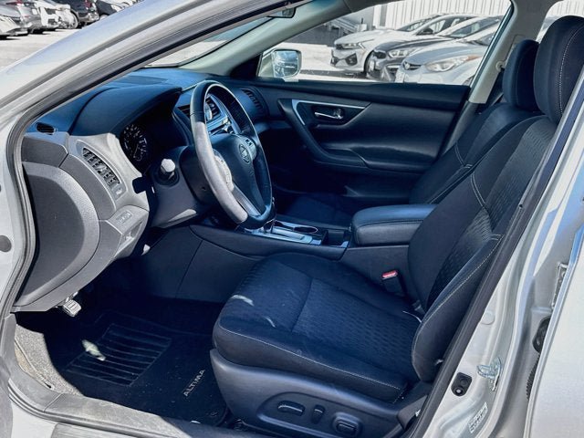 Used 2018 Nissan Altima 2.5 SV FWD image 8