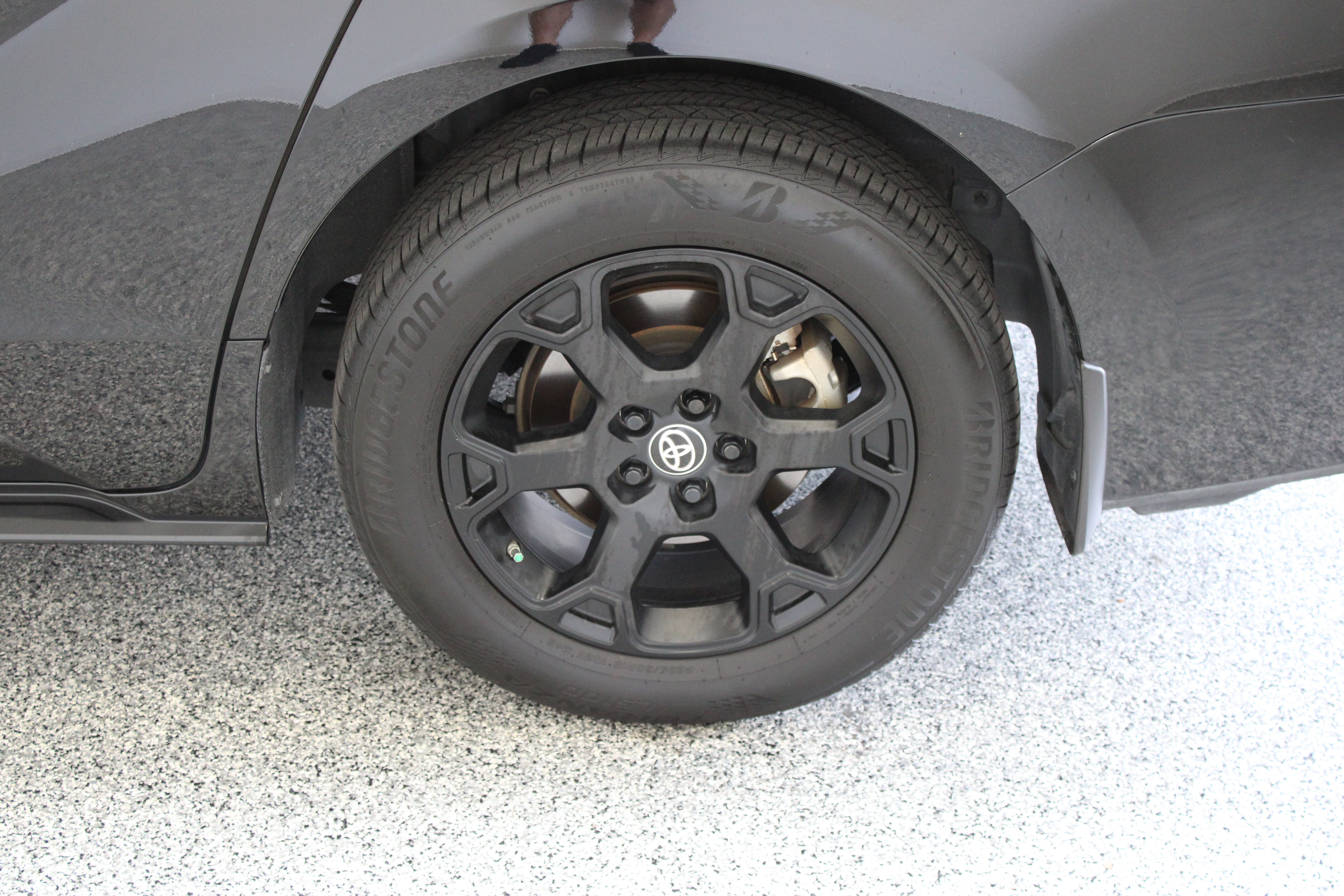 Certified 2025 Toyota Sienna XLE Woodland Edition AWD/4WD image 10