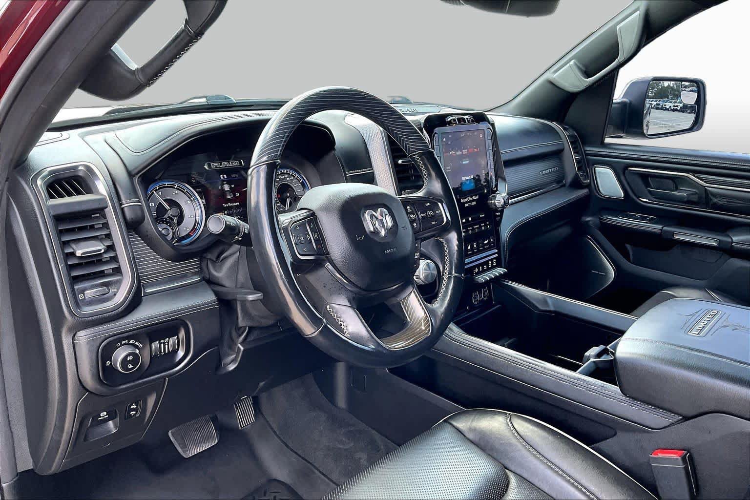 Used 2020 RAM 1500 Limited AWD/4WD image 17
