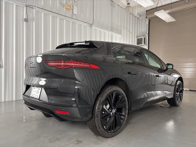 Used 2024 Jaguar I-PACE R-Dynamic HSE image 7