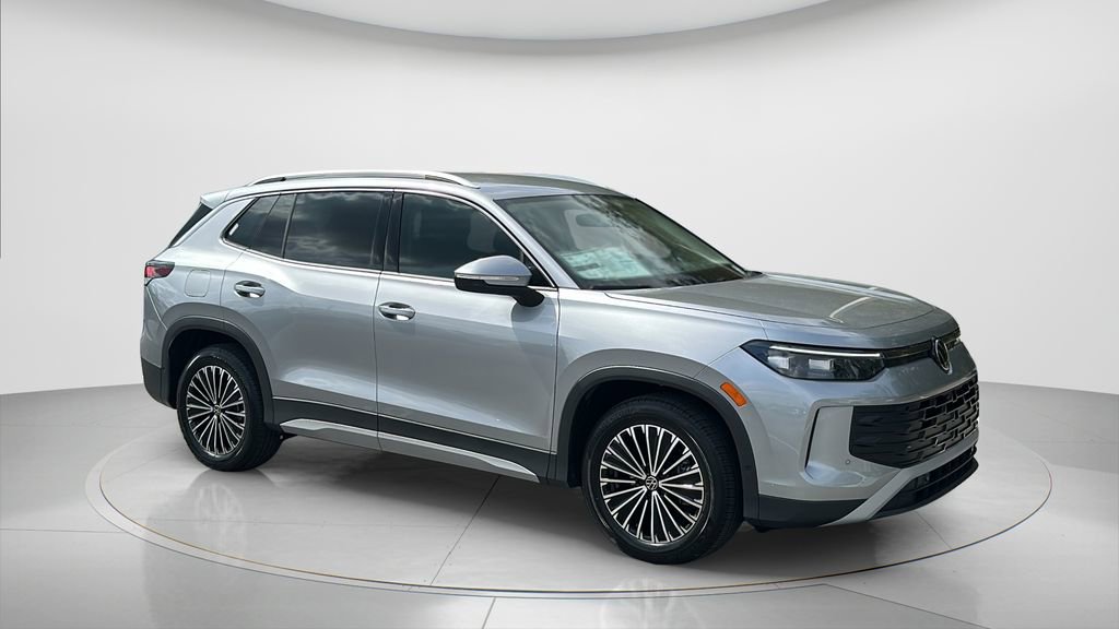 New 2026 Volkswagen Tiguan S image 3