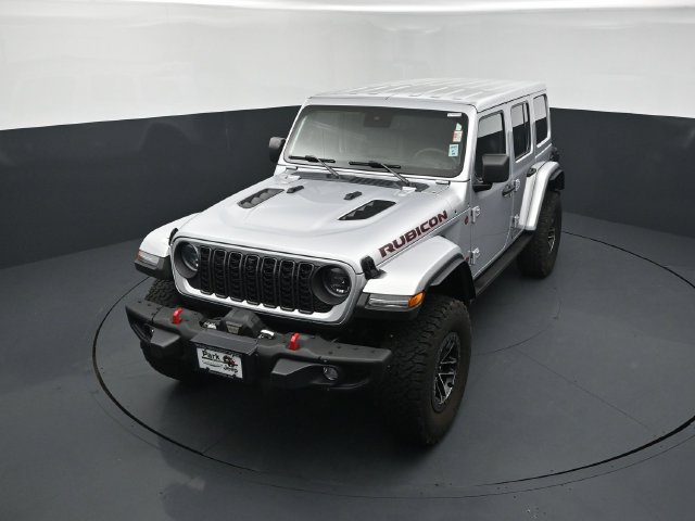 Used 2024 Jeep Wrangler Unlimited Rubicon AWD/4WD image 17