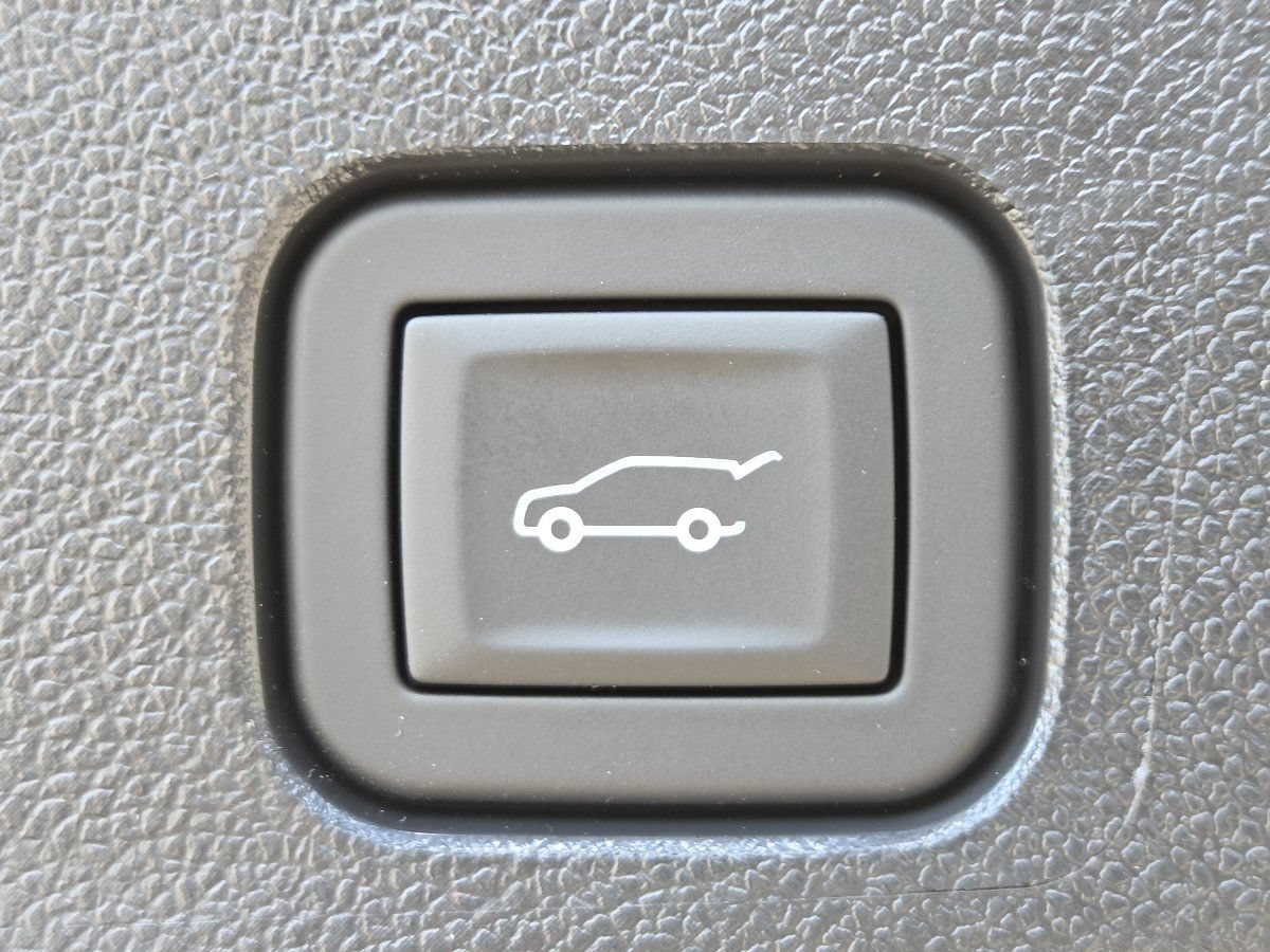New 2027 Chevrolet Traverse LT AWD/4WD image 24