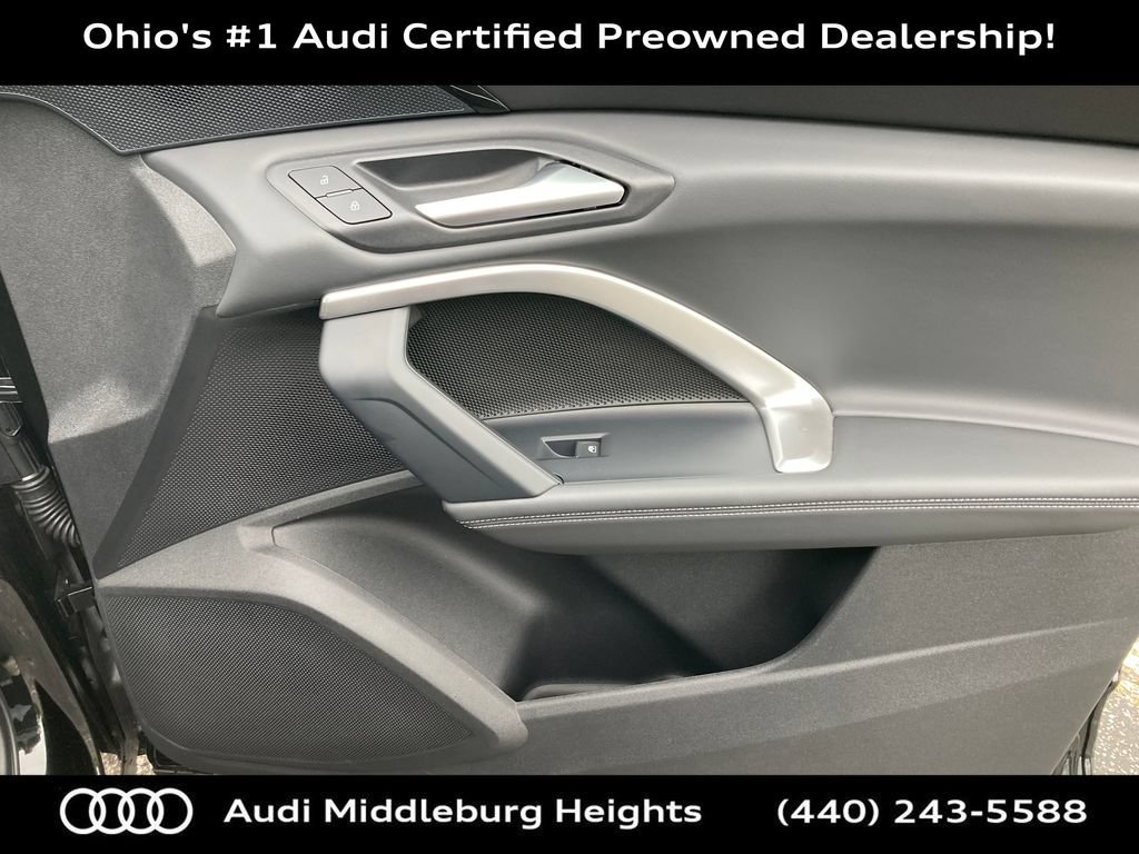 Certified 2025 Audi Q5 Premium w/ Convenience Package AWD/4WD image 21