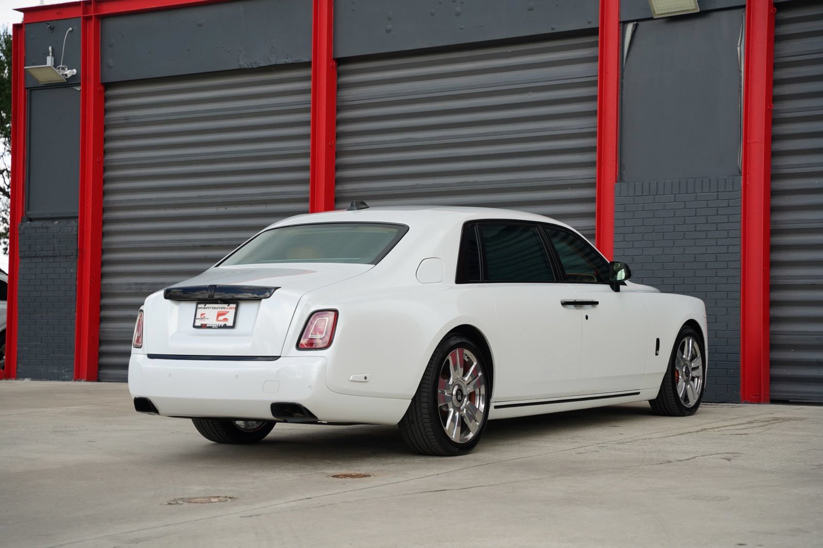 Used 2018 Rolls-Royce Phantom Extended Wheelbase RWD image 13