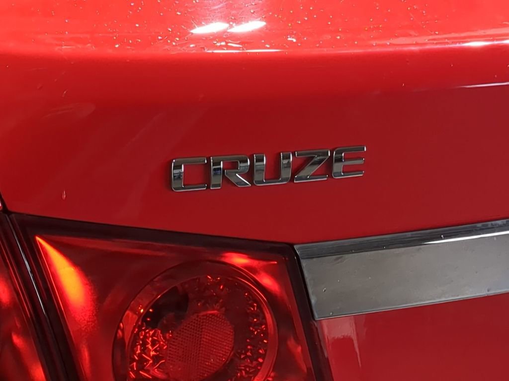 Used 2016 Chevrolet Cruze LT FWD image 15