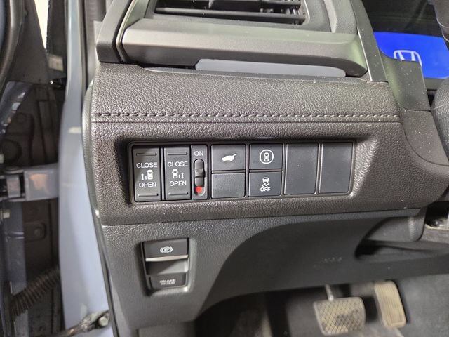 Used 2024 Honda Odyssey Sport image 29