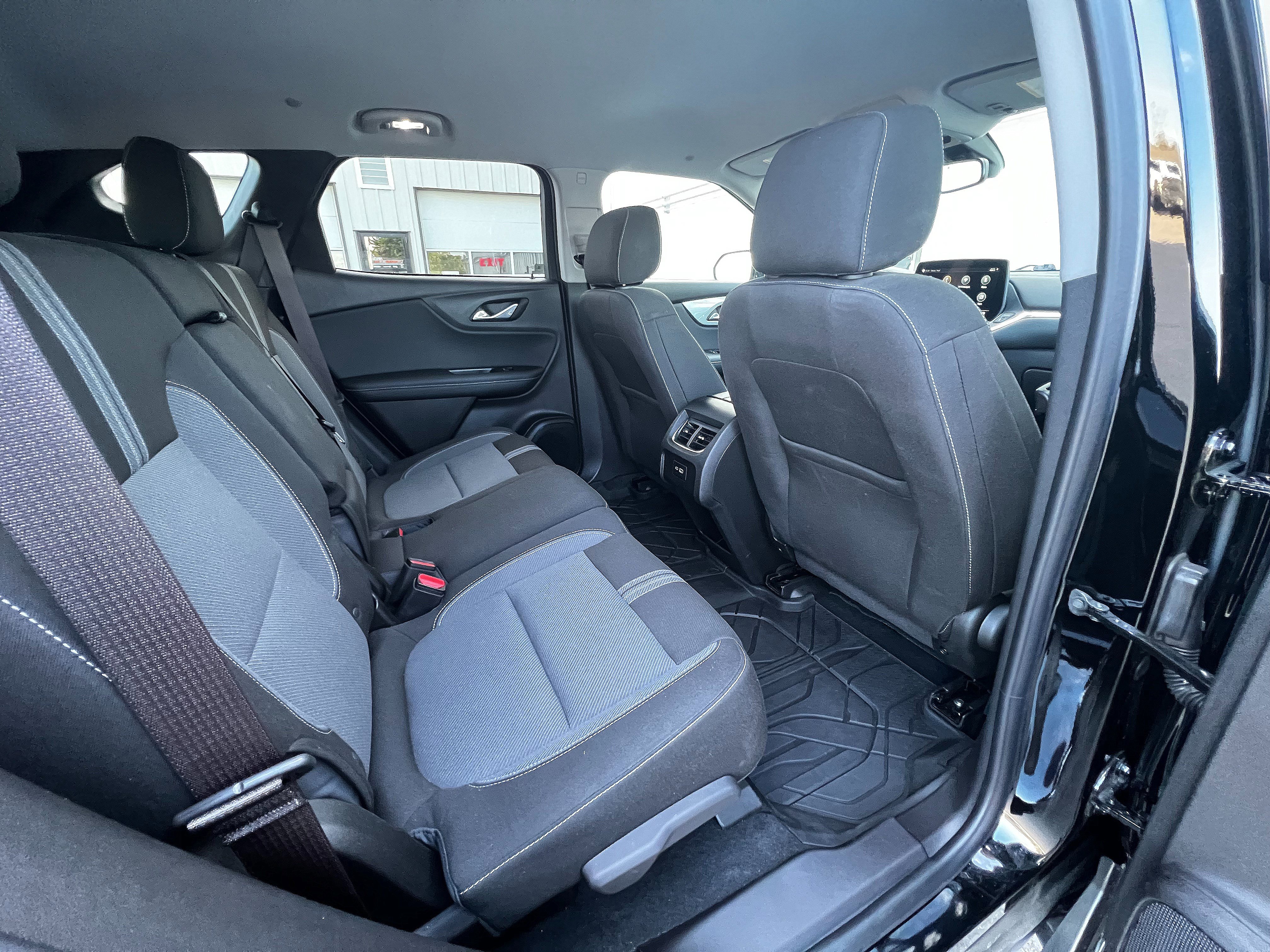 Used 2024 Chevrolet Blazer LT w/ Redline Edition image 27