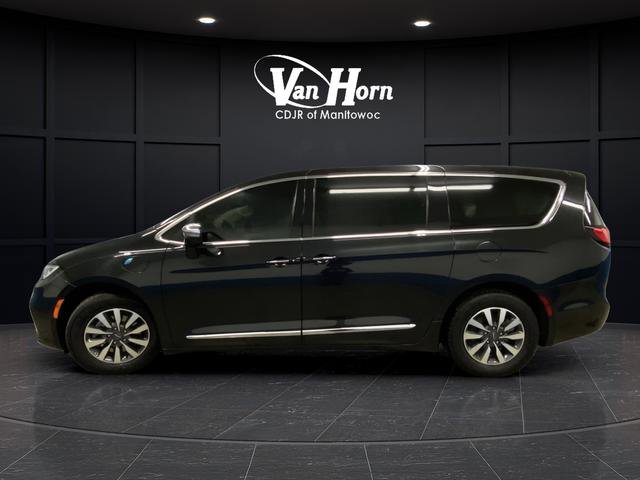 Used 2022 Chrysler Pacifica Limited FWD image 4