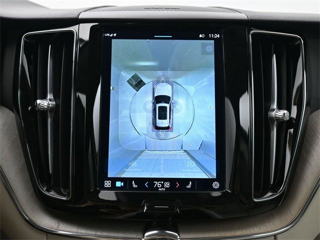 Used 2023 Volvo XC60 B5 Plus w/ Protection Package Premier image 20