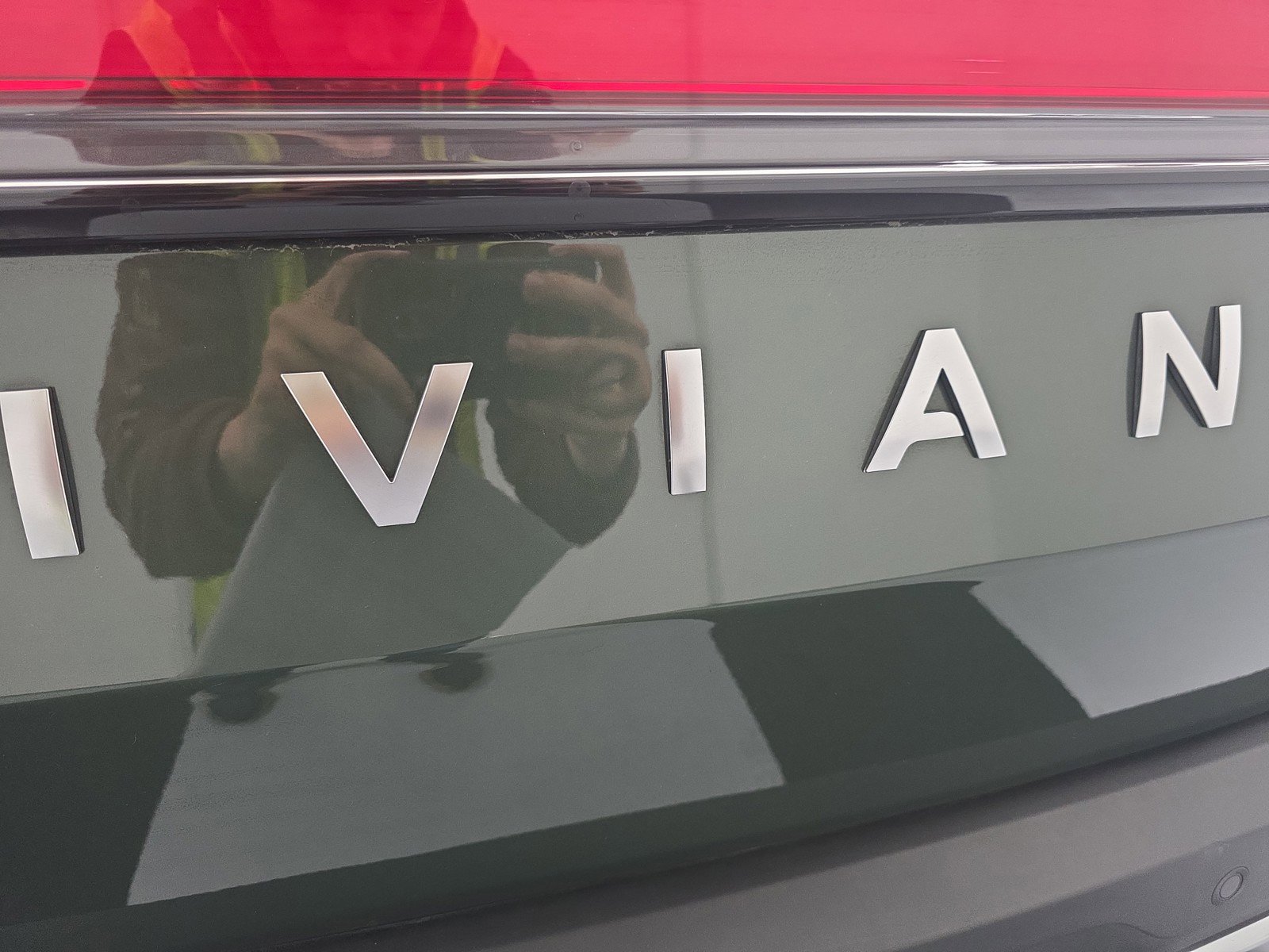 Used 2024 Rivian R1T Adventure AWD/4WD image 36