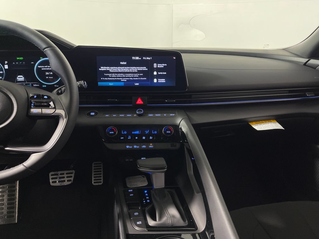 New 2026 Hyundai Elantra SEL FWD image 16