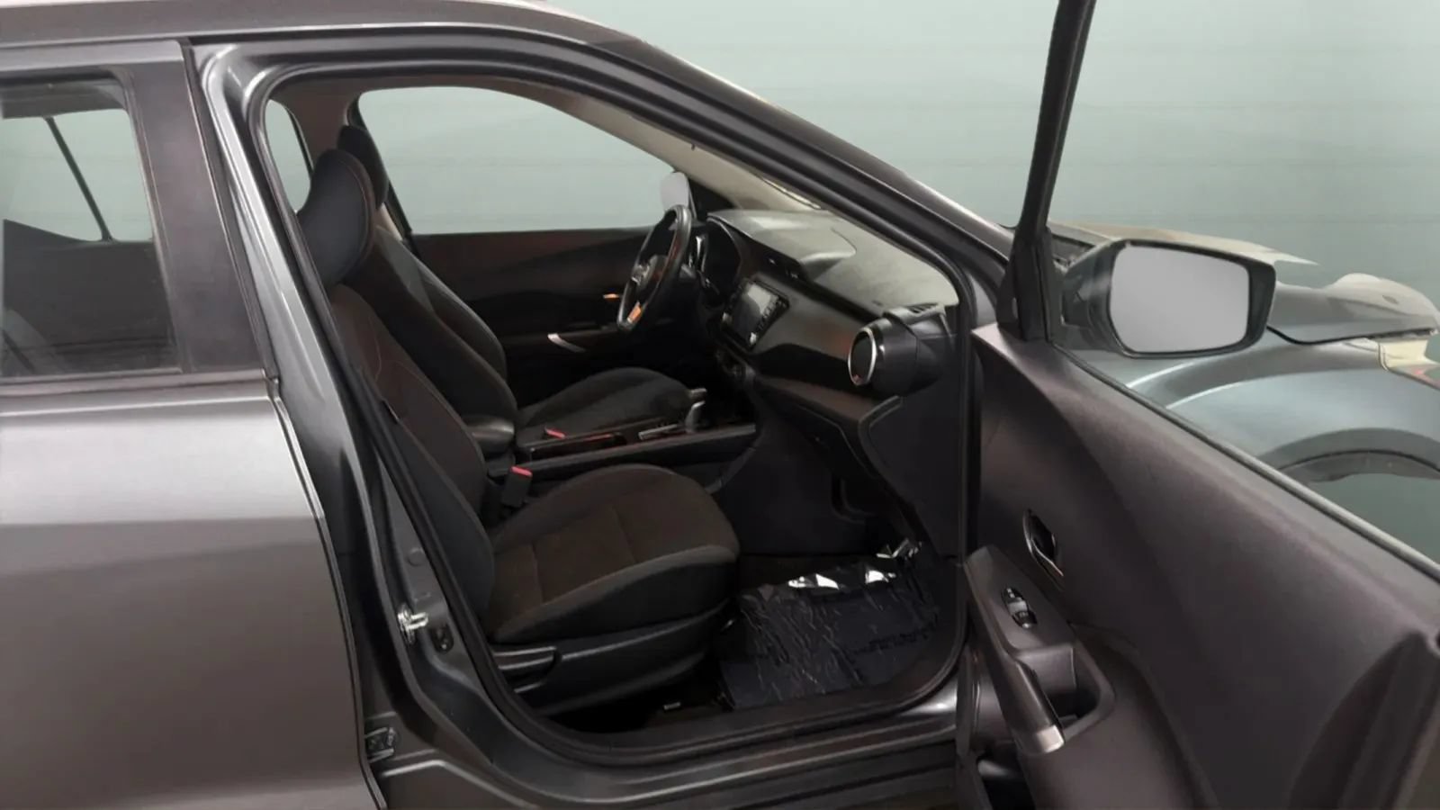 Used 2022 Nissan Kicks SV FWD image 22