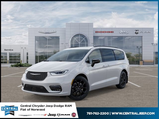 New 2026 Chrysler Pacifica Limited w/ S Appearance Package