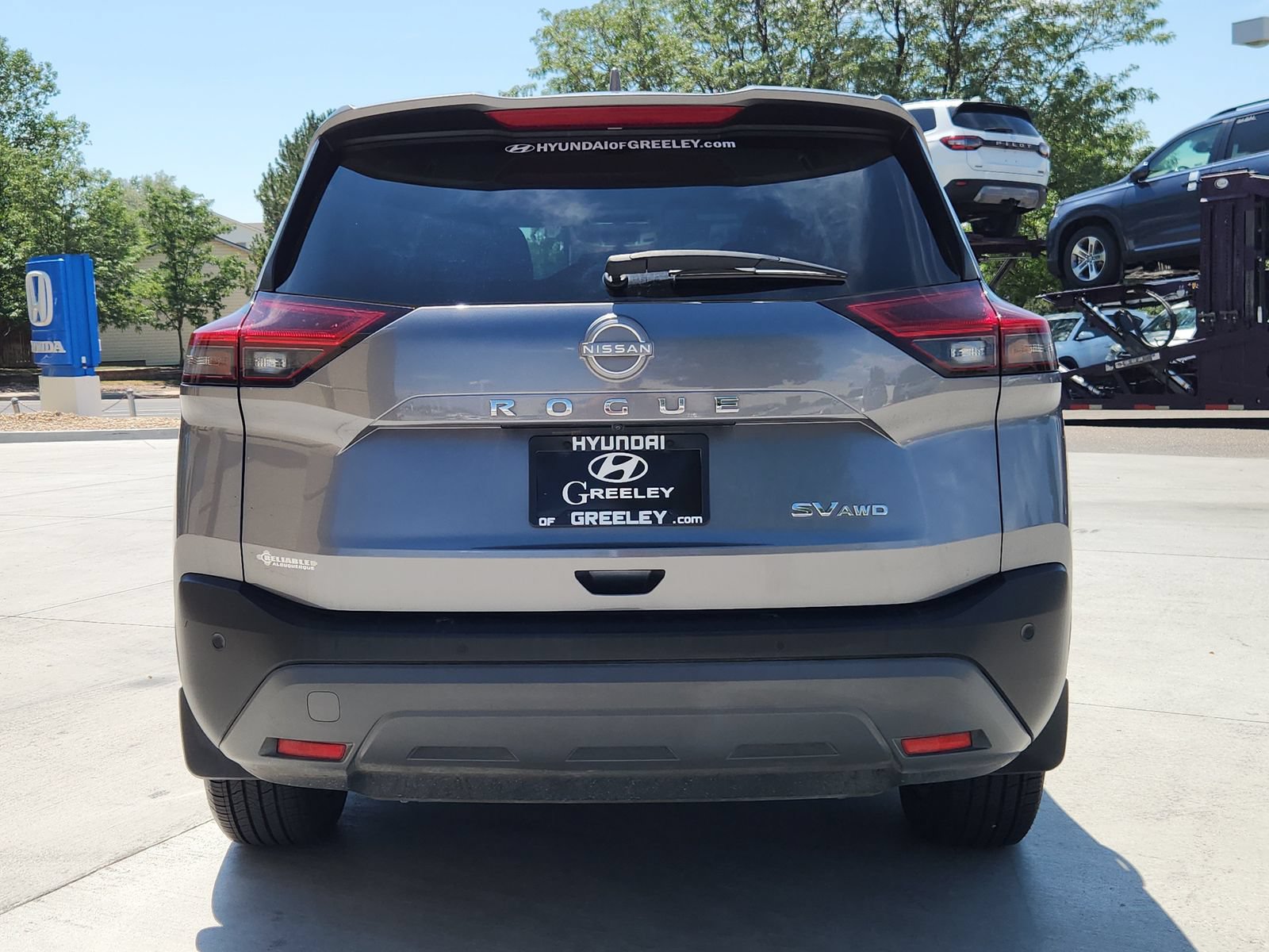 Used 2023 Nissan Rogue SV AWD/4WD image 4