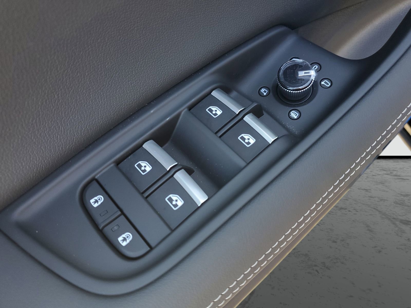 New 2026 Audi Q8 Premium Plus AWD/4WD image 22