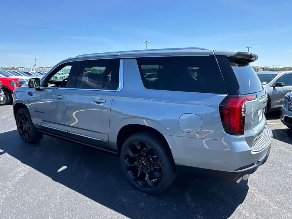 New 2026 GMC Yukon XL Denali Ultimate AWD/4WD image 8