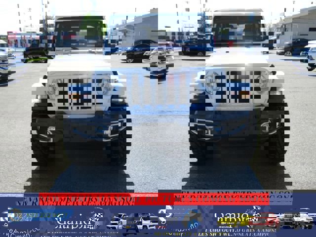 Used 2021 Jeep Wrangler Unlimited Sahara image 2