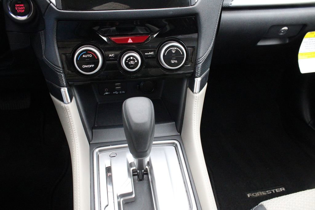 Used 2024 Subaru Forester Premium image 41