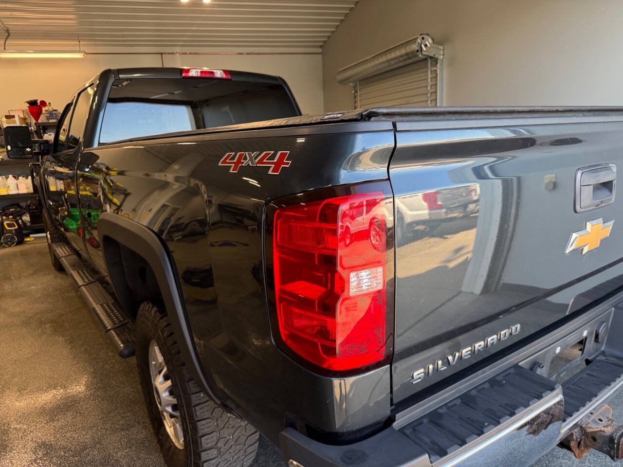 Used 2017 Chevrolet Silverado 2500 W/T w/ WT Convenience Package AWD/4WD image 11