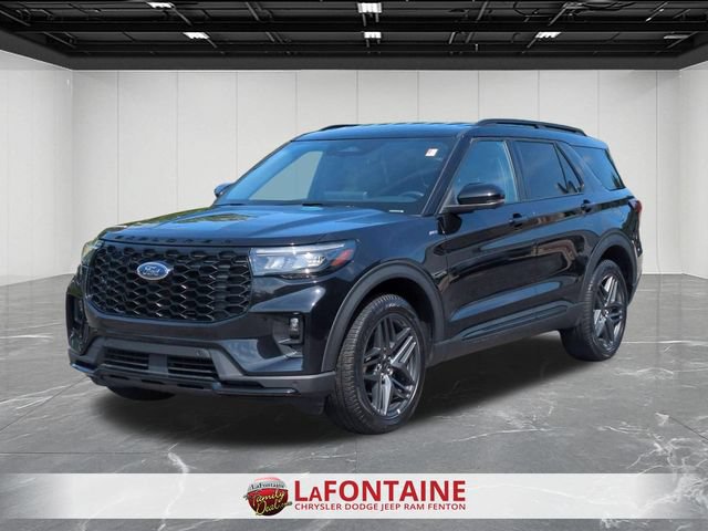 Used 2025 Ford Explorer ST-Line w/ ST-Line Street Pack AWD/4WD image 1