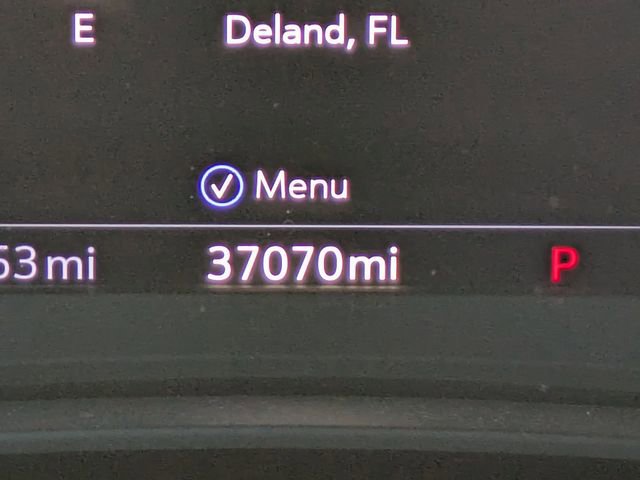 Used 2023 Cadillac XT6 Premium Luxury w/ Technology Package image 40