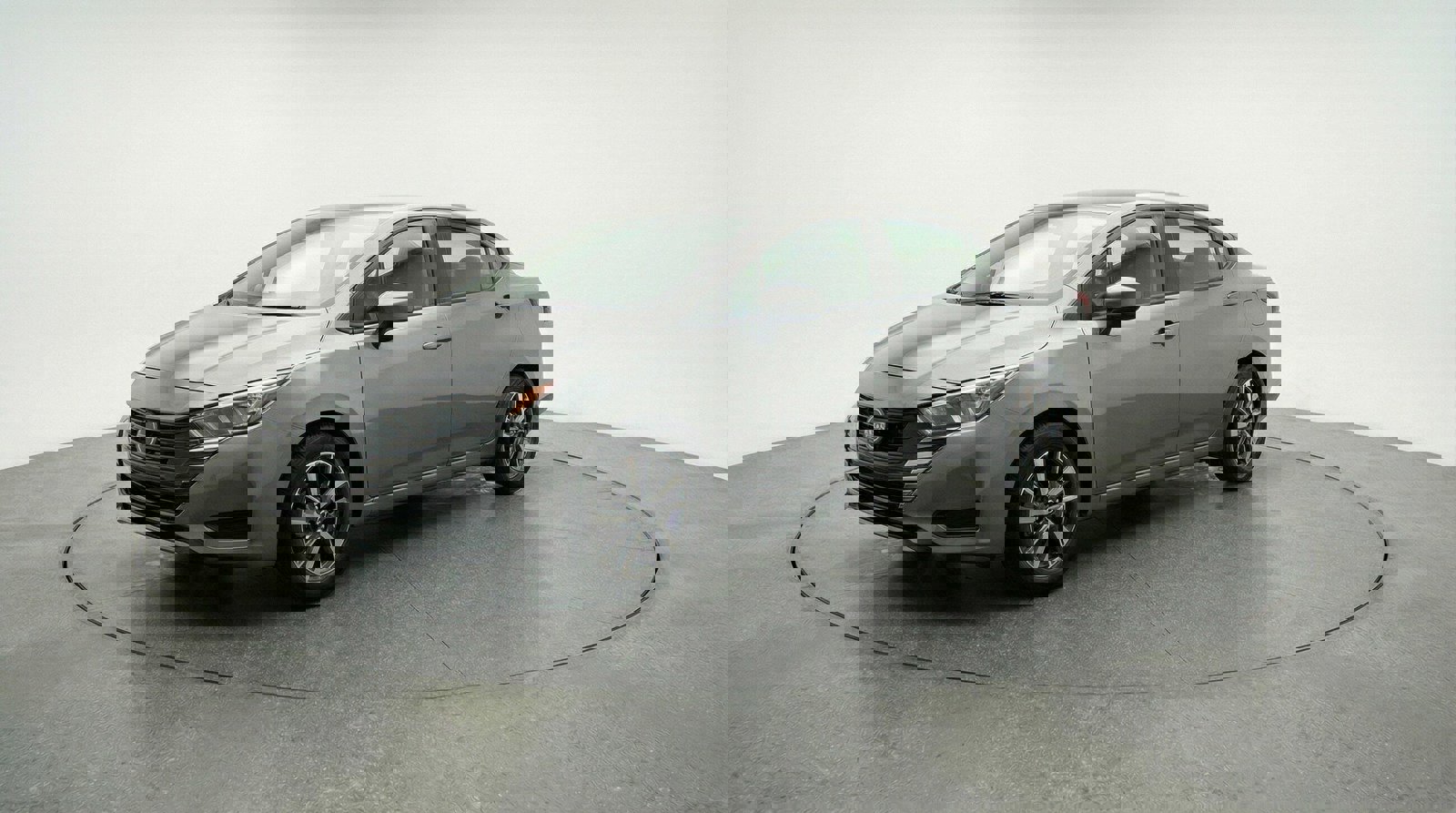 Used 2025 Nissan Versa SV image 3