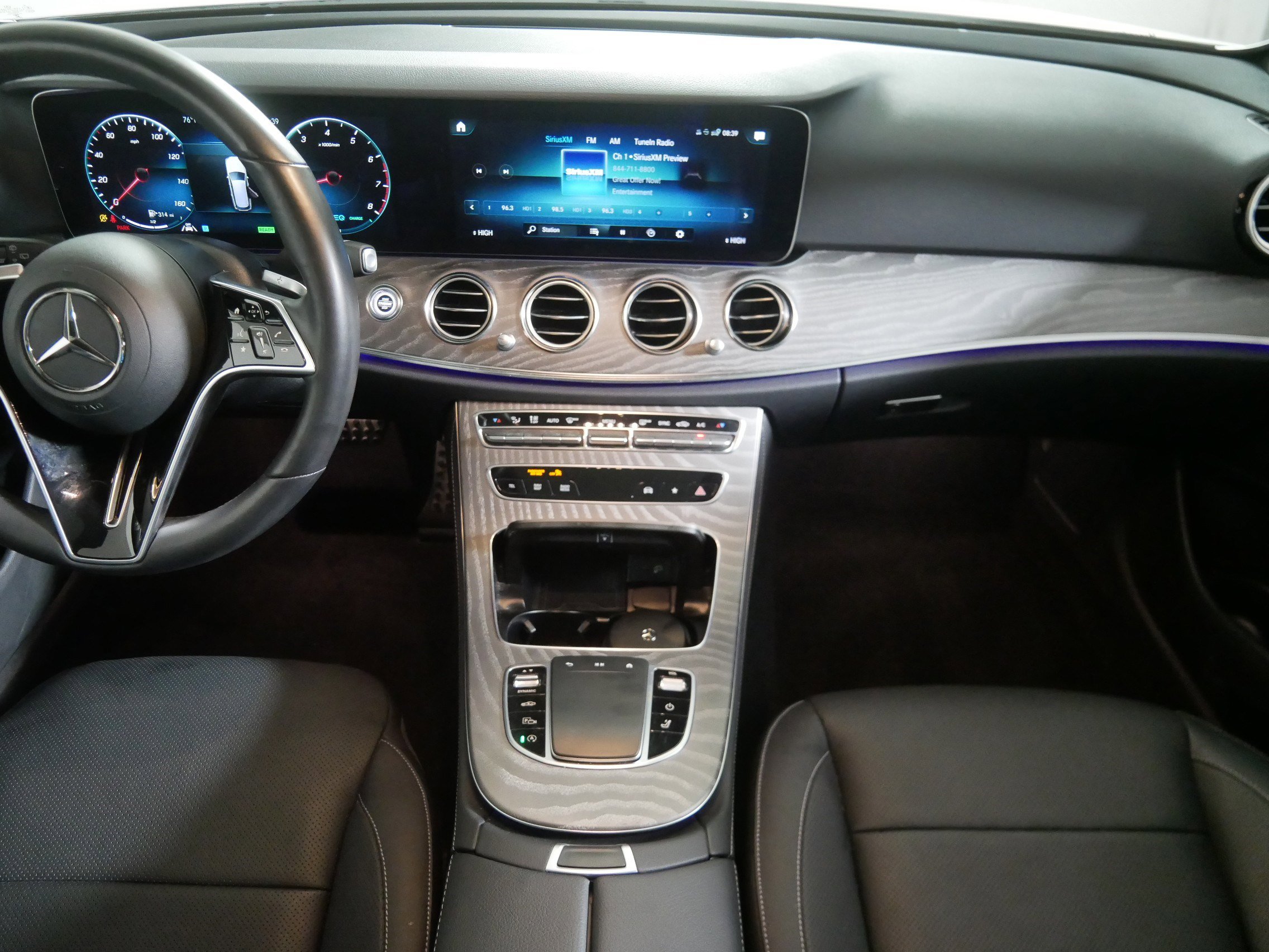 Used 2023 Mercedes-Benz E 450 4MATIC All-Terrain Wagon image 10