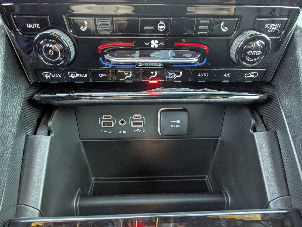 New 2025 Jeep Grand Cherokee L Limited image 25