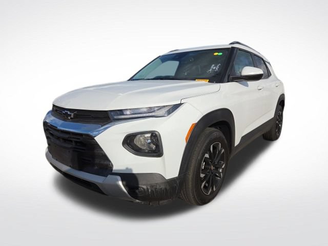 Used 2021 Chevrolet TrailBlazer LT w/ Premium Seating Package FWD image 3