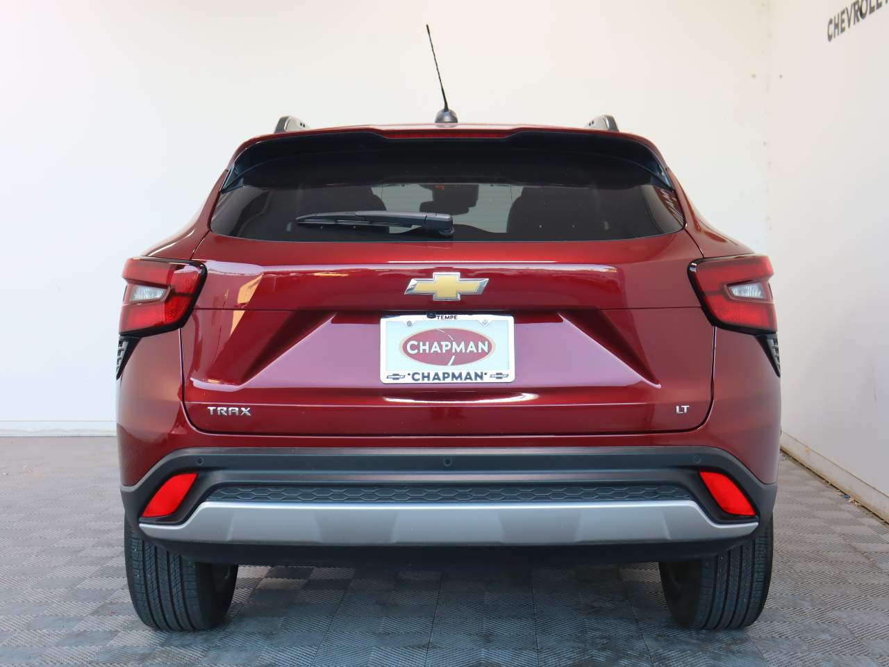 Certified 2024 Chevrolet Trax LT w/ Driver Confidence Package FWD image 6