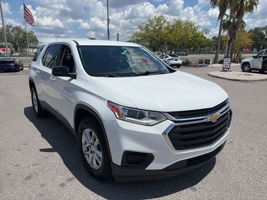 Used 2021 Chevrolet Traverse LS FWD image 1