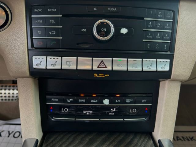 Used 2016 Mercedes-Benz E 400 Sedan w/ Lighting Package image 15