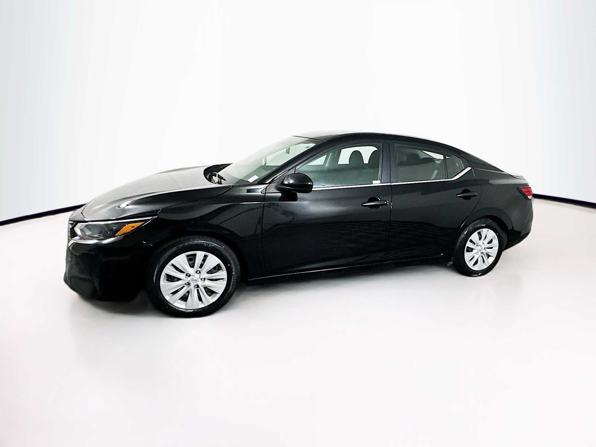 Used 2024 Nissan Sentra S image 4