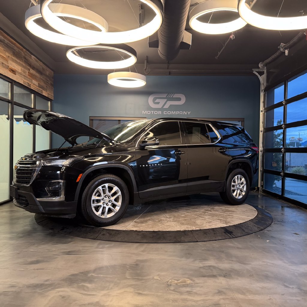 Used 2022 Chevrolet Traverse LS w/ LPO, Floor Liner Package AWD/4WD image 24