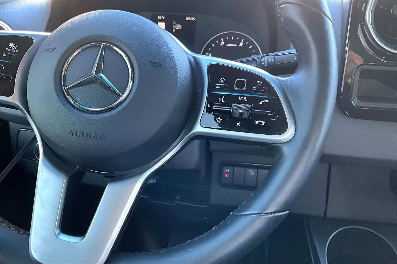 Used 2020 Mercedes-Benz Sprinter 2500 image 25