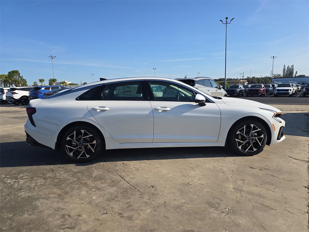 New 2026 Kia K5 EX image 9