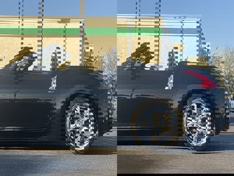 Used 2012 Nissan 370Z Touring w/ Sport Pkg image 6