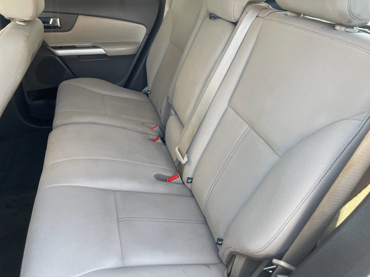 Used 2014 Ford Edge SE w/ Equipment Group 101A image 16