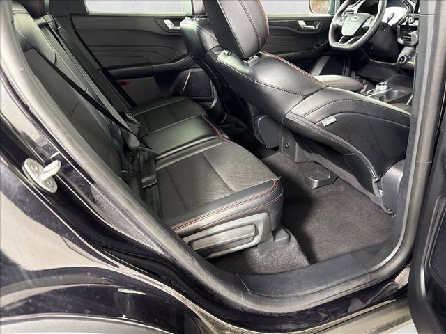 Used 2025 Ford Escape ST-Line Select AWD/4WD image 15